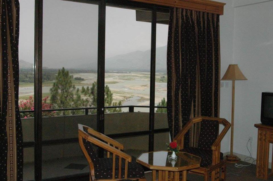 Rock City Resort Mingora Bagian luar foto